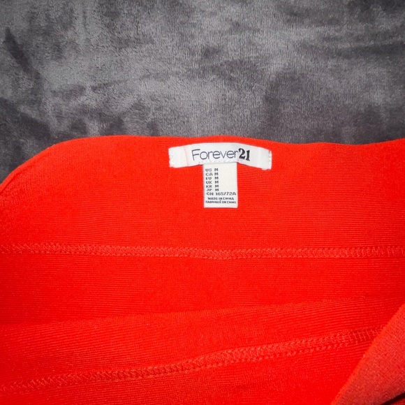 2 for $30 ✨ FOREVER 21 Bandage Skirt - Picture 2 of 3